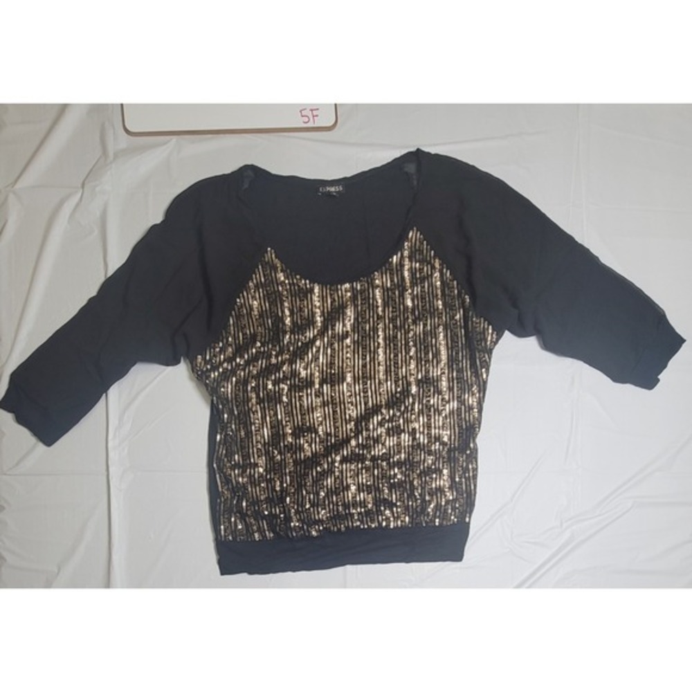 Womens Express blouse, size SP (Small Petite). 3/4 sleeve